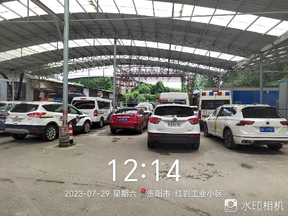 貴陽某修理廠警示燈警報器主機(jī)更換